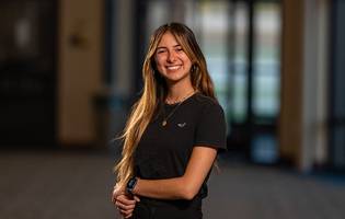 Alyna Whitmire