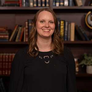 Bethany Conrad Headshot